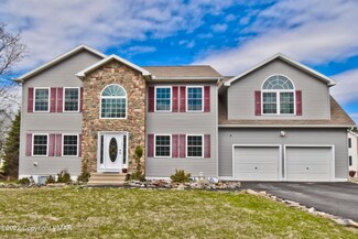 1091 Clover Rd S, Long Pond, PA 18334
