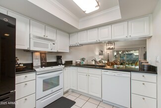 446 S 77th St, Mesa, AZ 85208