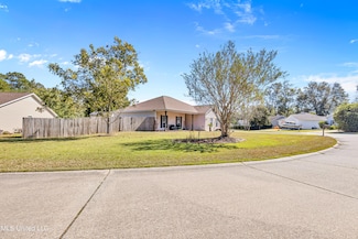 16374 Clearwater Cir, Gulfport, MS 39503