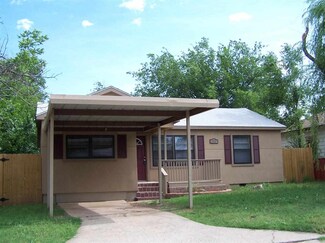 1913 NW Williams Ave, Lawton, OK 73507