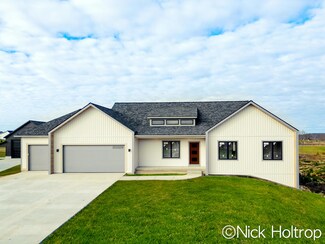 12643 Ridgedale Dr, Allendale, MI 49401