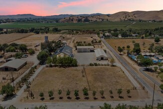 1750 Orchard Rd, Hollister, CA 95023