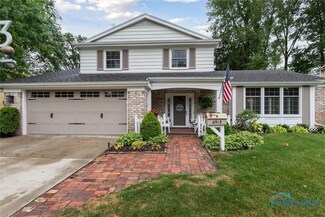 6913 Fredericksburg Dr S, Sylvania, OH 43560