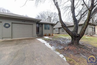5550 SW Stonegate Ct, Topeka, KS 66606