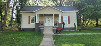 9 Lee St, Liberty, SC 29657