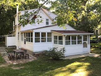 275 Hamilton Ave, Cutchogue, NY 11935