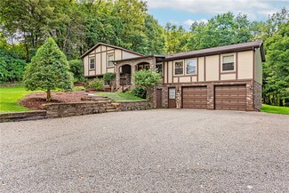 107 S Summit Dr, Apollo, PA 15613