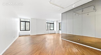400 E 70th St Unit 807, New York, NY 10021