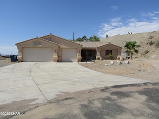 3666 Kiowa Plaza, Lake Havasu City, AZ 86404