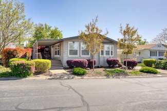 136 Pinebrook Dr, Folsom, CA 95630