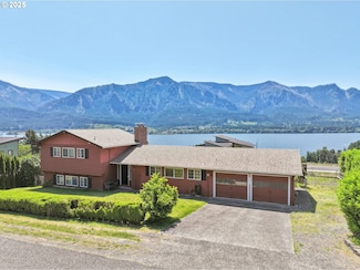 178 NE Tari Ln, Stevenson, WA 98648