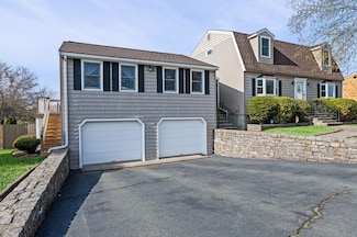12 Jacobs Ave, Danvers, MA 01923