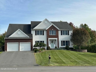 1012 Northwood Ct, Niskayuna, NY 12309
