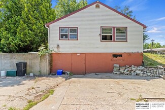 803 Avenue H, Plattsmouth, NE 68048