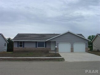 2107 Cody Dr, Eureka, IL 61530