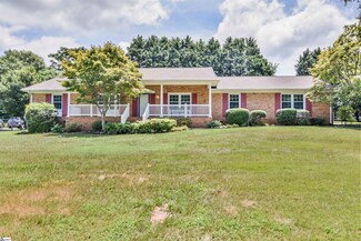 211 Devon Dr, Mauldin, SC 29662