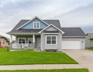 404 Huntington Cir, Gilbert, IA 50105