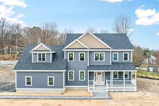 2 Chatham Ln, Danvers, MA 01923
