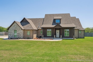 9429 Bryan Rd, Meeker, OK 74855