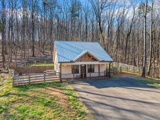 415 Woods Rd, Talking Rock, GA 30175