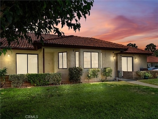 19224 Cottonwood Dr, Apple Valley, CA 92308