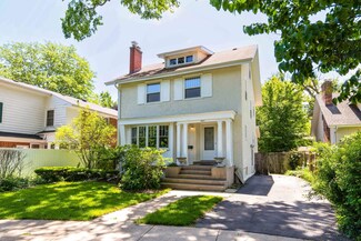 460 Hawthorn Ln, Winnetka, IL 60093