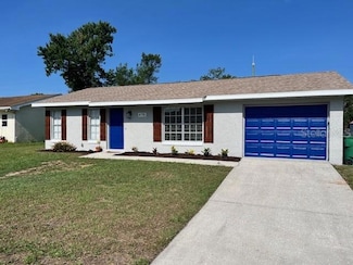 4715 Larch Dr, Zephyrhills, FL 33542