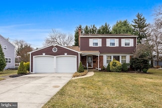 10 Silvertop Ln, Cherry Hill, NJ 08002