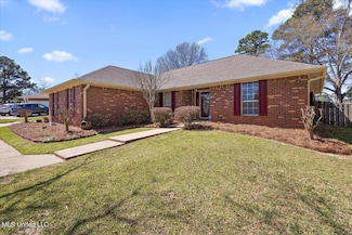 109 Shadow Creek Dr, Florence, MS 39073
