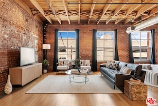 500 Molino St Unit 206, Los Angeles, CA 90013