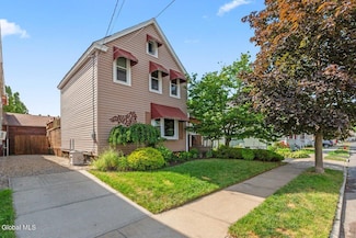 236 Cherry St, Schenectady, NY 12306