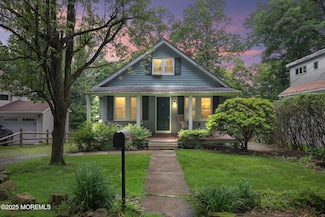 148 Reservoir Rd, Hopewell, NJ 08525