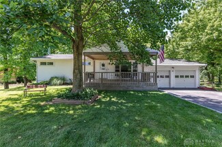 1989 N Longview St, Beavercreek, OH 45432