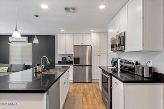 1708 E Verde Ln, Phoenix, AZ 85016