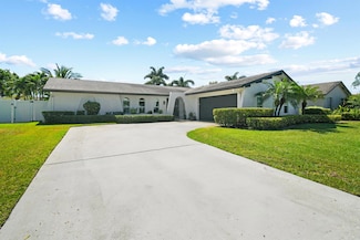 11886 Hemlock St, Palm Beach Gardens, FL 33410