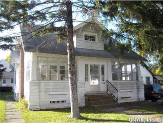 809 Wadsworth St, Syracuse, NY 13208