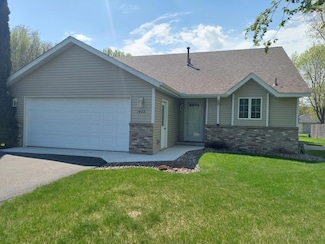 1408 4th St N, Sartell, MN 56377