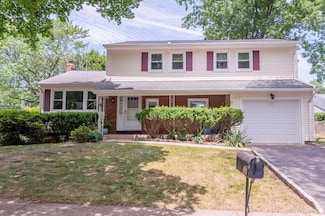 37 Marlin Ave E, Edison, NJ 08820