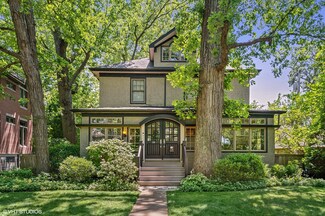 38 Crescent Place, Wilmette, IL 60091