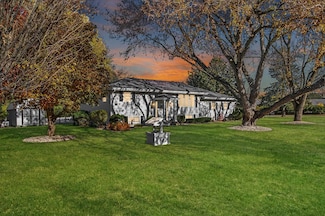 1138 Weeping Willow Cir, Wisconsin Rapids, WI 54494