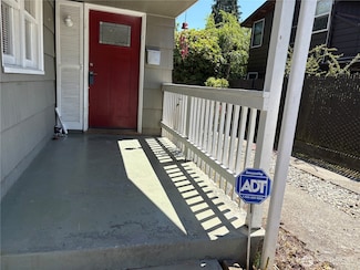 11726 20th Ave NE, Seattle, WA 98125