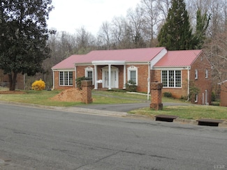 723 Custer Dr, Lynchburg, VA 24502