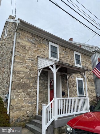 35 Cacoosing Ave, Reading, PA 19608