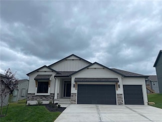2147 Little Creek Ct, Liberty, MO 64068