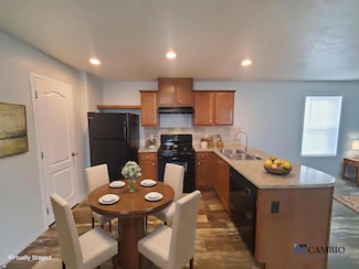 24 Parakeet Hill Dr Unit 185, Orion Township, MI 48359