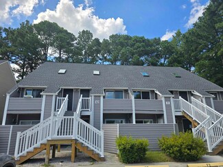 F6 Cambridge Cir Unit F6, Murrells Inlet, SC 29576