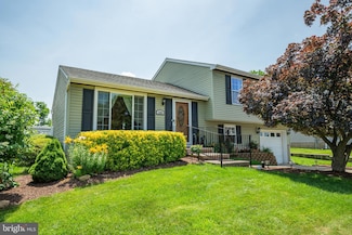 169 Independence Dr, Morrisville, PA 19067