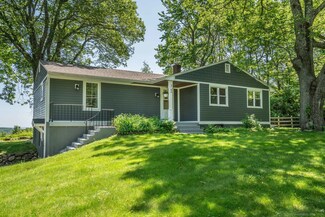 44 Savarese Ln, Burlington, CT 06013
