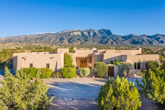 3 Maize Trail, Placitas, NM 87043