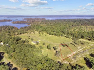 4 Pr 7860, Broaddus, TX 75929
